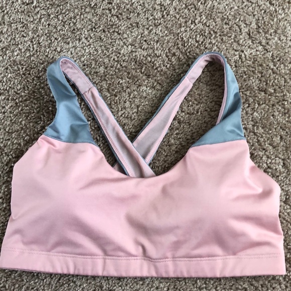Victoria's Secret Other - NWOT Victoria’s Secret Sports Bra